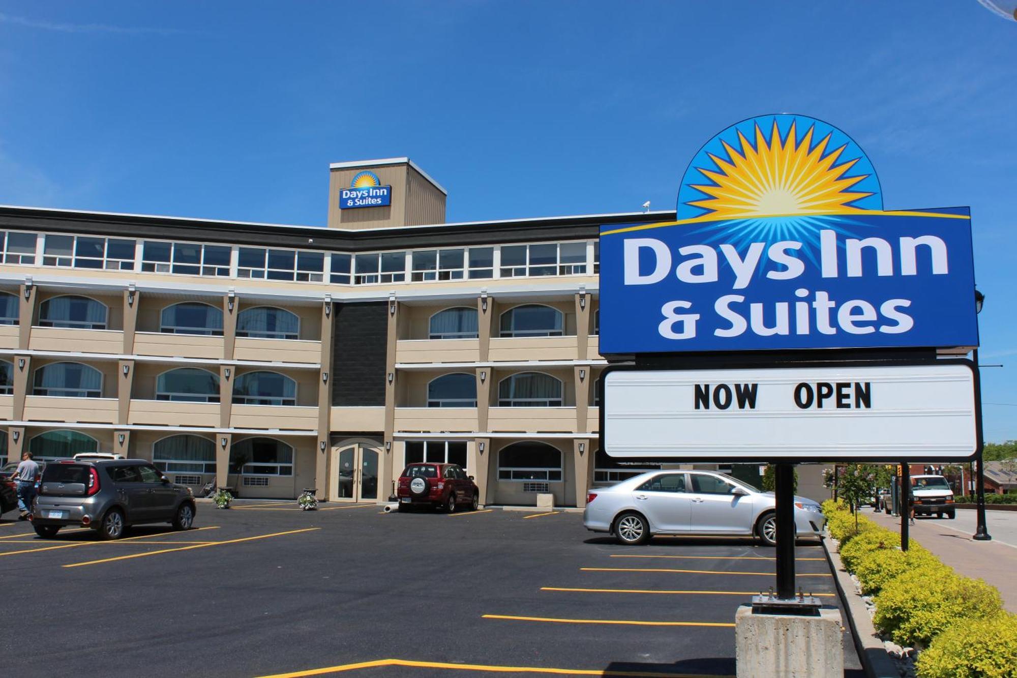 Days Inn & Suites By Wyndham North Bay Downtown Экстерьер фото